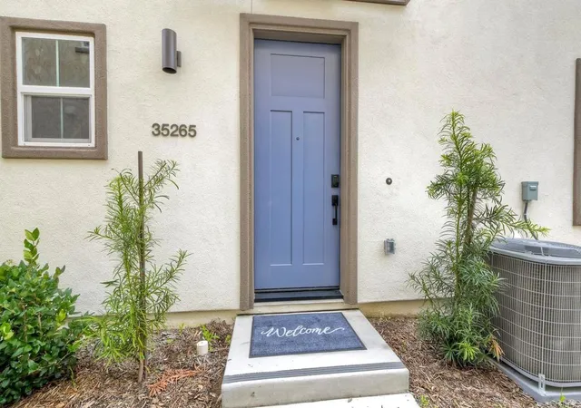 Homes for sale in Fallbrook, CA | 35265 Blossom Pl, Fallbrook, CA 92028 | MLS# NDP2604158