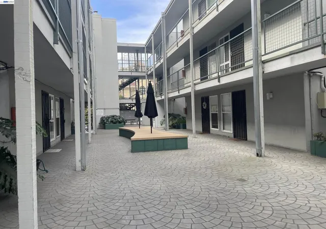 Homes for sale in Oakland, CA | 1428 Madison St #104, Oakland, CA 94612 | MLS# 41133000