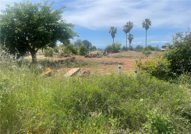 2nd image of 5060 Russell Dr, Paradise, CA 95969 | MLS# SN26089432
