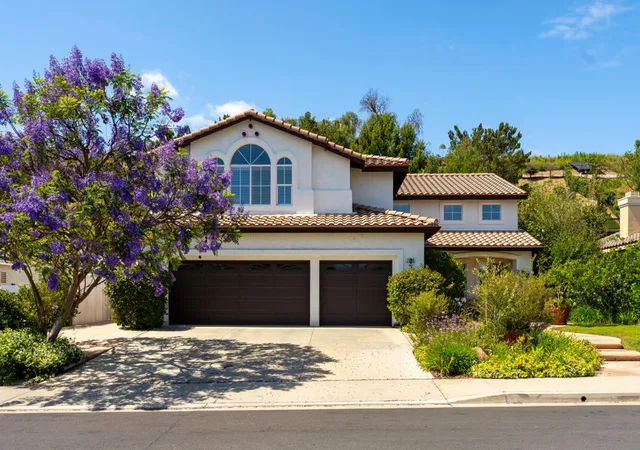 Photo 1 of Sale Pending at 2039 Alborada Dr, Camarillo, CA 93010 | MLS# 219147147DA | Listing updated on 2026-10-05
