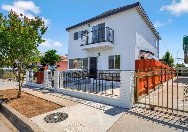 Photo 3 of Sale Pending at 1236 S 1234 Arizona Ave, Los Angeles, CA 90022 | MLS# SR26093506 | Listing updated on 2026-09-28