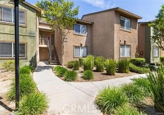 Homes for sale in Corona, CA | 2612 Avenida Del Vista #C102, Corona, CA 92882 | MLS# IG26093822