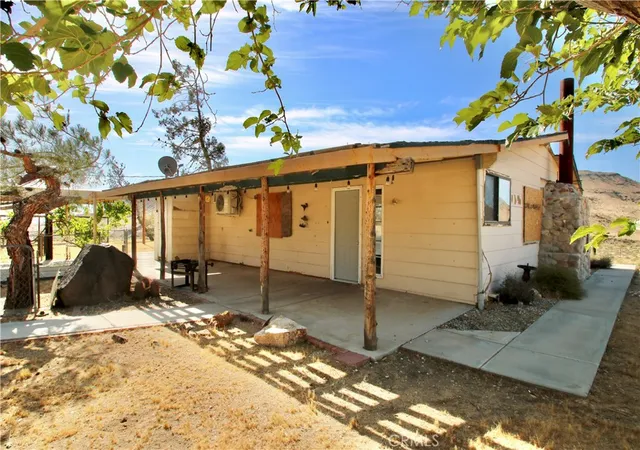 Photo 2 of Sale Pending at 55190 Pipes Cyn, Yucca Valley, CA 92284 | MLS# JT26093547 | Listing updated on 2026-10-02