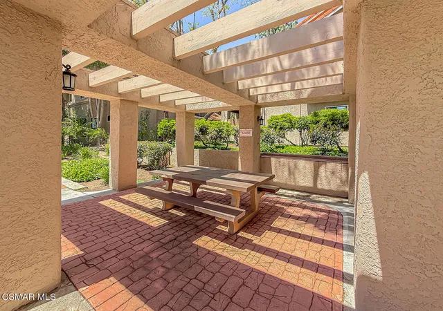 Homes for sale in Simi Valley, CA | 2312 Archwood Ln #76, Simi Valley, CA 93063 | MLS# 226001988