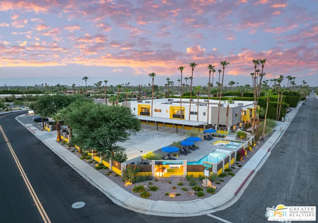 2nd image of 588 E San Lorenzo Rd, Palm Springs, CA 92264