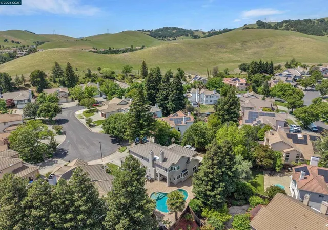 Homes for sale in Fairfield, CA | 2208 Fieldcrest Ct, Fairfield, CA 94534 | MLS# 41133046
