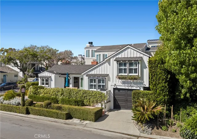 Photo 3 of Single family home for sale at 500 Acacia, Corona Del Mar, CA 92625 | MLS# NP26093750 | Listing updated on 2026-10-07