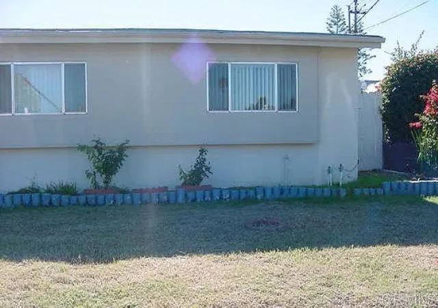 2nd image of 162 E Oneida St, Chula Vista, CA 91911 | MLS# PTP2603275