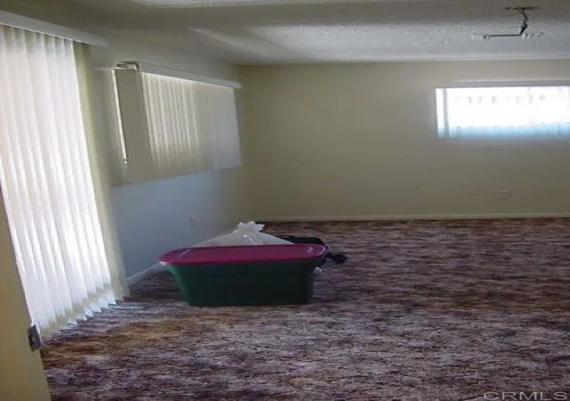 Photo 5 of Sale Pending at 162 E Oneida St, Chula Vista, CA 91911 | MLS# PTP2603275 | Listing updated on 2026-08-04