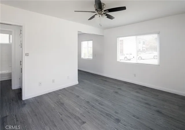 Listing Photo 5 - Condo for sale in building located at 2601 Curtis Ave, Redondo Beach, CA 90278