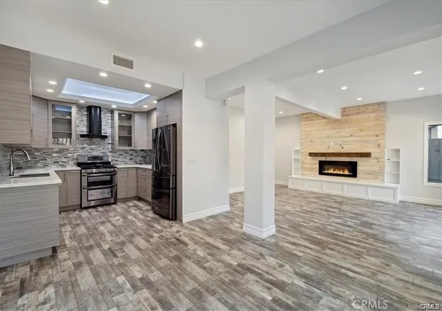 Homes for sale in Sun Valley, CA | 10831 Roycroft St #72, Sun Valley, CA 91352 | MLS# BB26094102