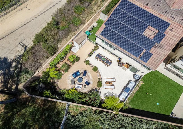 3rd image of 4689 Holly Ave, Long Beach, CA 90805 | MLS# RS26092565
