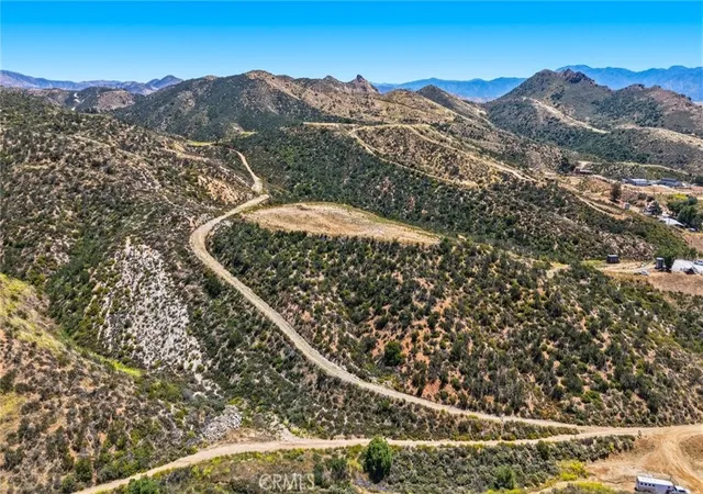 3rd image of 0 Teller, Santa Clarita, CA 91390 | MLS# SR26094224