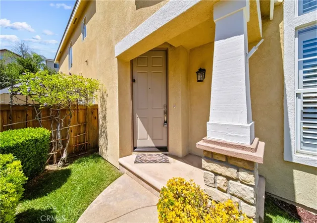 Homes for sale in Saugus, CA | 28655 Placerview, Saugus, CA 91390 | MLS# SR26093690