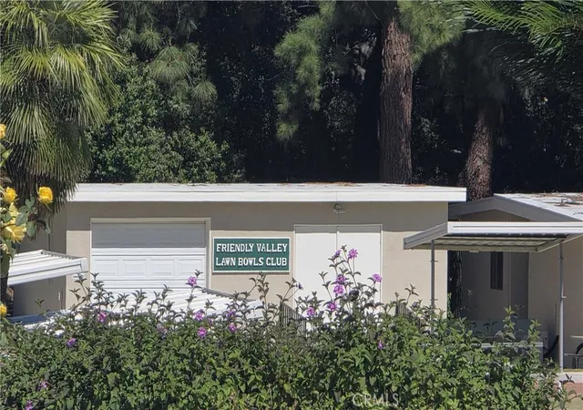 Homes for sale in Newhall, CA | 19364 Avenue Of The Oaks, Newhall, CA 91321 | MLS# GD26094098
