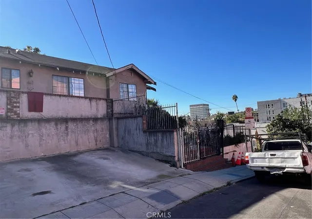 1st image of 1414 Fairbanks, Los Angeles, CA 90026 | MLS# PW26085075