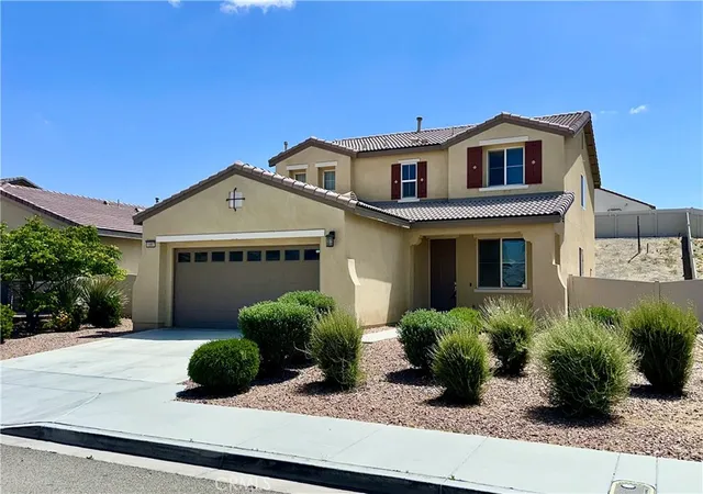 Photo 3 of Single family home for sale at 16807 Desert Lily, Victorville, CA 92394 | MLS# CV26093190 | Listing updated on 2026-09-25