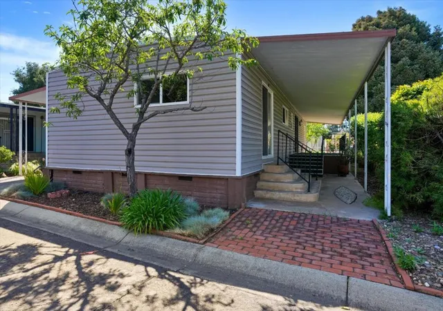 4th image of 68 Palomar Real #68, Campbell, CA 95008 | MLS# ML82045406