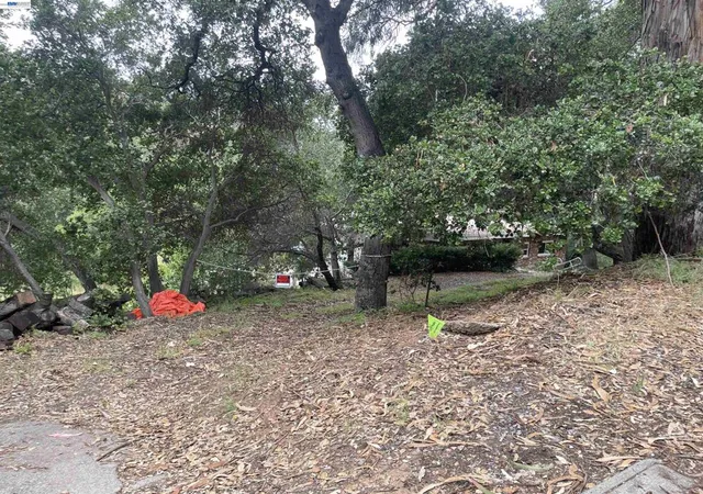 4th image of 5415 Leona St, Oakland, CA 94619 | MLS# 41133127