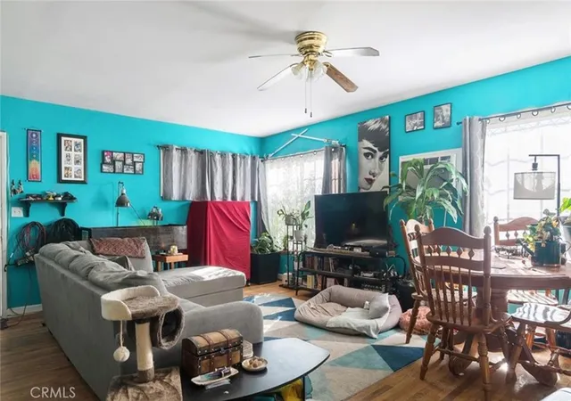 4th image of 5354 De Roja, Woodland Hills, CA 91364 | MLS# RS26094421