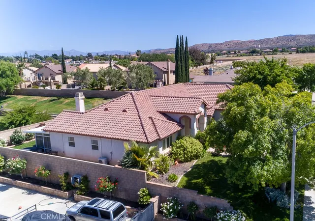 2nd image of 41422 Ventana Dr, Palmdale, CA 93551 | MLS# SR26094423