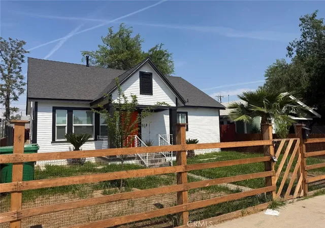 3rd image of 112 Woodrow, Bakersfield, CA 93308 | MLS# SN26094454