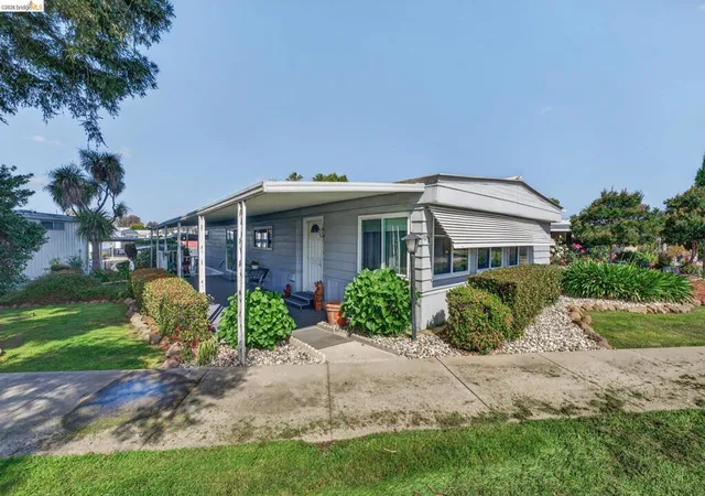 Homes for sale in Concord, CA | 1057 Peralta Rd, Concord, CA 94520 | MLS# 41133136