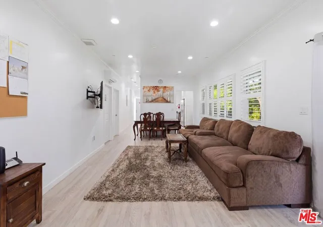 4th image of 1801 W 43Rd St, Los Angeles, CA 90062 | MLS# 26805899