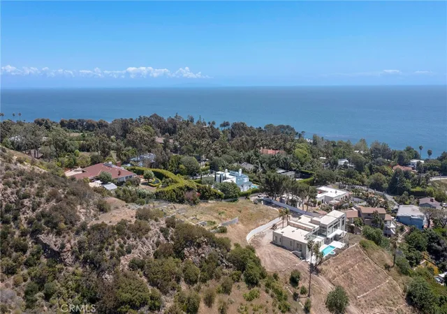 Photo 1 of Land for sale at 27061 Sea Vista Dr, Malibu, CA 90265 | MLS# SR26090552 | Listing updated on 2026-09-23