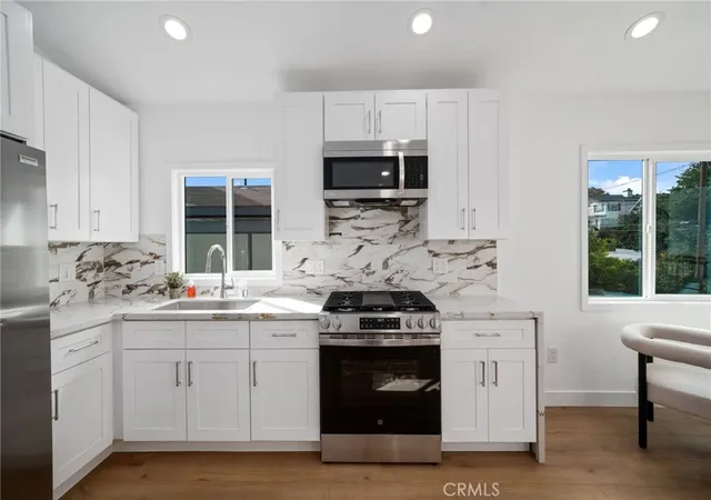 Photo 4 of Single family home for sale at 739 West 2nd, San Pedro, CA 90731 | MLS# CV26094482 | Listing updated on 2026-10-03