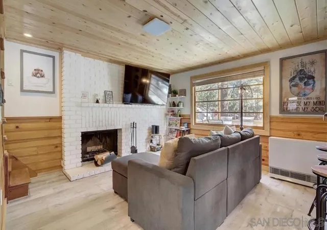 Homes for sale in Sugarloaf, CA | 298 Maple, Sugarloaf, CA 92386 | MLS# 260010462SD