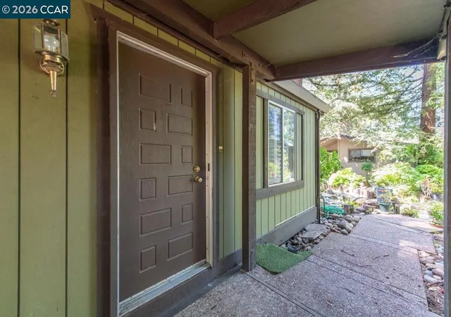 Homes for sale in Concord, CA | 1201 Monument Blvd, Concord, CA 94520 | MLS# 41133150