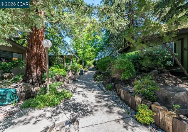 Homes for sale in Concord, CA | 1201 Monument Blvd, Concord, CA 94520 | MLS# 41133150
