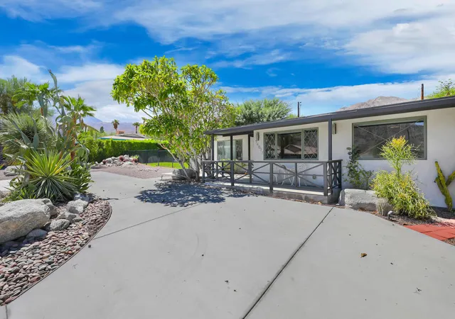 Photo 3 of Single family home for sale at 54677 Avenida Diaz, La Quinta, CA 92253 | MLS# 219147202DA | Listing updated on 2026-09-02