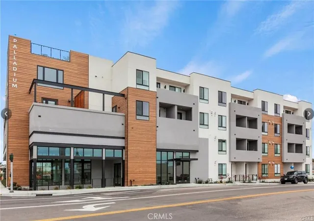 Homes for sale in Grover Beach, CA | 402 W Grand Ave, Grover Beach, CA 93433 | Houzeo