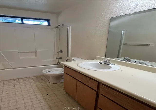 Homes for sale in Chico, CA | 1020 W 4Th, Chico, CA 95928 | MLS# SN26094683