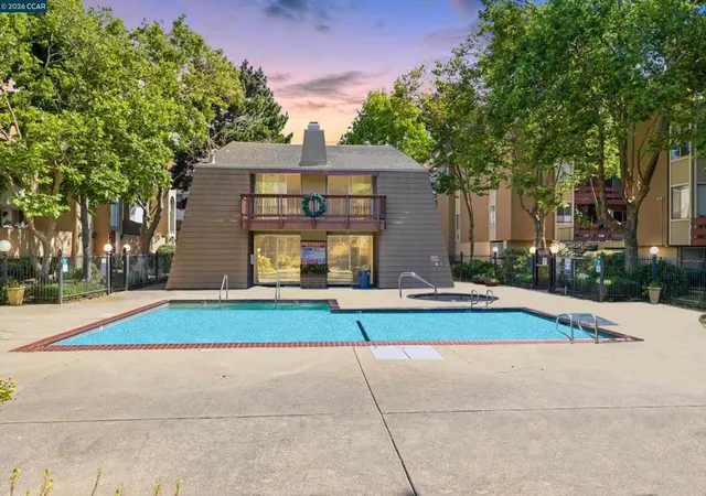 2nd image of 2121 Vale Rd, San Pablo, CA 94806