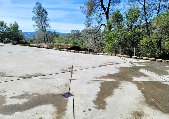 5th image of 42011 Long Hollow, Coarsegold, CA 93614 | MLS# FR26094768