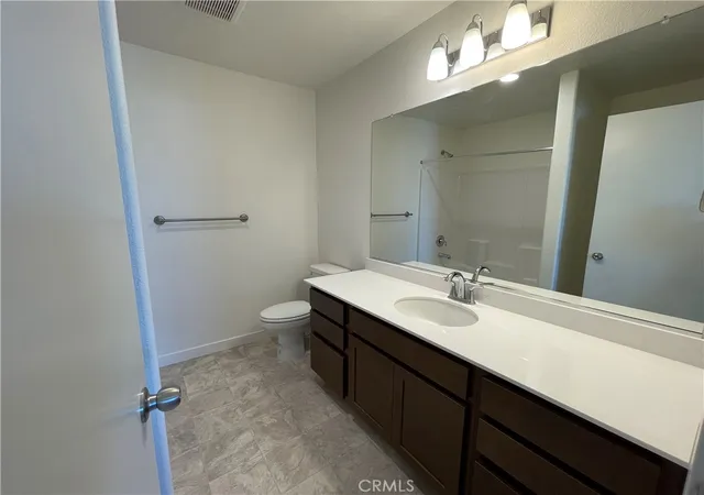 Photo 2 of Sale Pending at 732 Stone Ridge E Ave, Merced, CA 95341 | MLS# MC26094809 | Listing updated on 2026-09-24