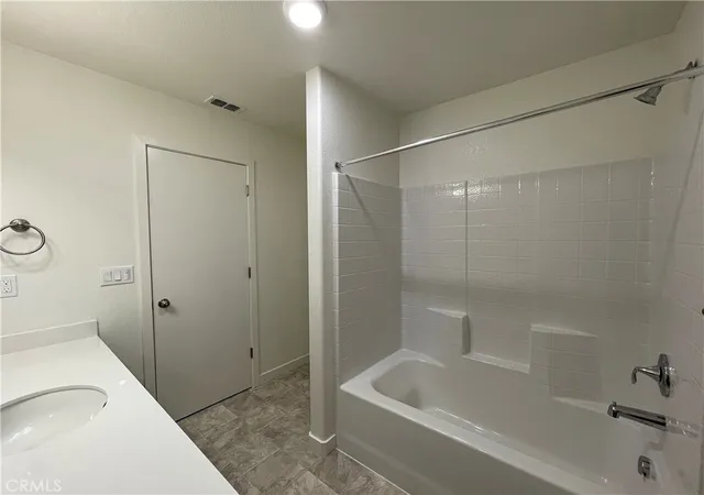 Photo 3 of Sale Pending at 732 Stone Ridge E Ave, Merced, CA 95341 | MLS# MC26094809 | Listing updated on 2026-09-24