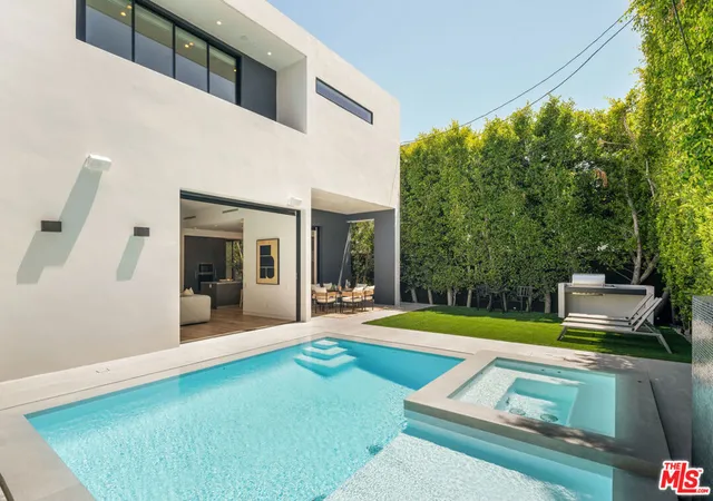 4th image of 637 N Crescent Heights Blvd, Los Angeles, CA 90048 | MLS# 26828387