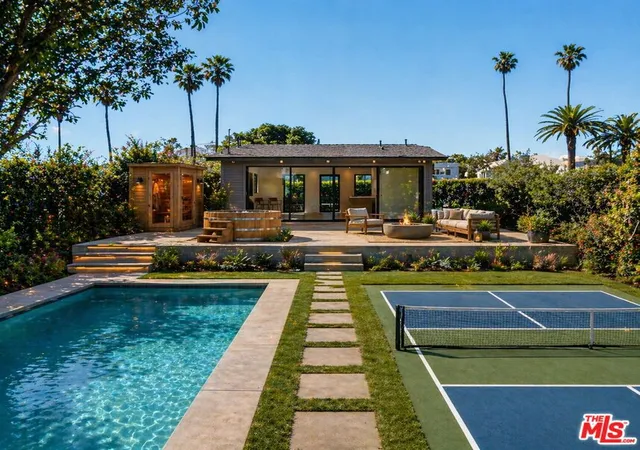 1st image of 408 Linnie Canal, Venice, CA 90291 | MLS# 25511431
