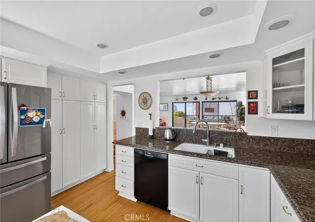 Homes for sale in Redondo Beach, CA | 431 Camino De Las Colinas, Redondo Beach, CA 90277 | MLS# SB26094657