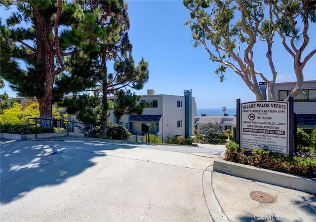 Homes for sale in Redondo Beach, CA | 431 Camino De Las Colinas, Redondo Beach, CA 90277 | MLS# SB26094657