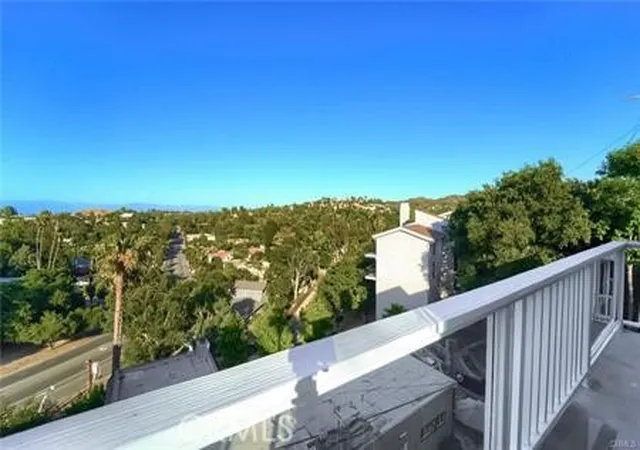 Photo 2 of Single family home for sale at 21651 Yucatan Ave, Woodland Hills, CA 91364 | MLS# GD26093975 | Listing updated on 2026-09-09