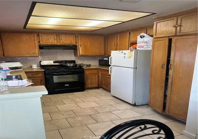 Photo 3 of Single family home for sale at 452 Cherry Vista Dr, Perris, CA 92571 | MLS# CV26094889 | Listing updated on 2026-05-09