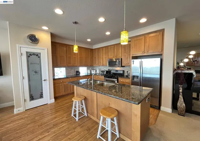 2nd image of 1291 Sussex Way, Hayward, CA 94544 | MLS# 41133239