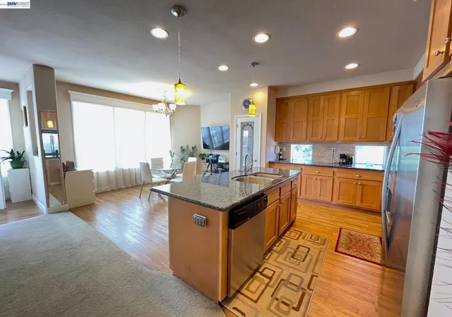 5th image of 1291 Sussex Way, Hayward, CA 94544 | MLS# 41133239