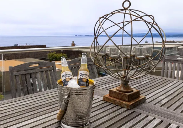 Photo 4 of Single family home for sale at 643 Beach Dr, Aptos, CA 95003 | MLS# ML82045531 | Listing updated on 2026-10-11