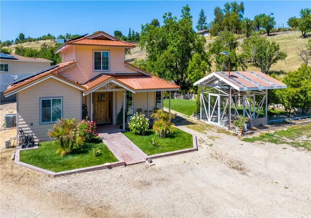 Homes for sale in Templeton, CA | 3890 Hillcrest, Templeton, CA 93465 | MLS# NS26089061